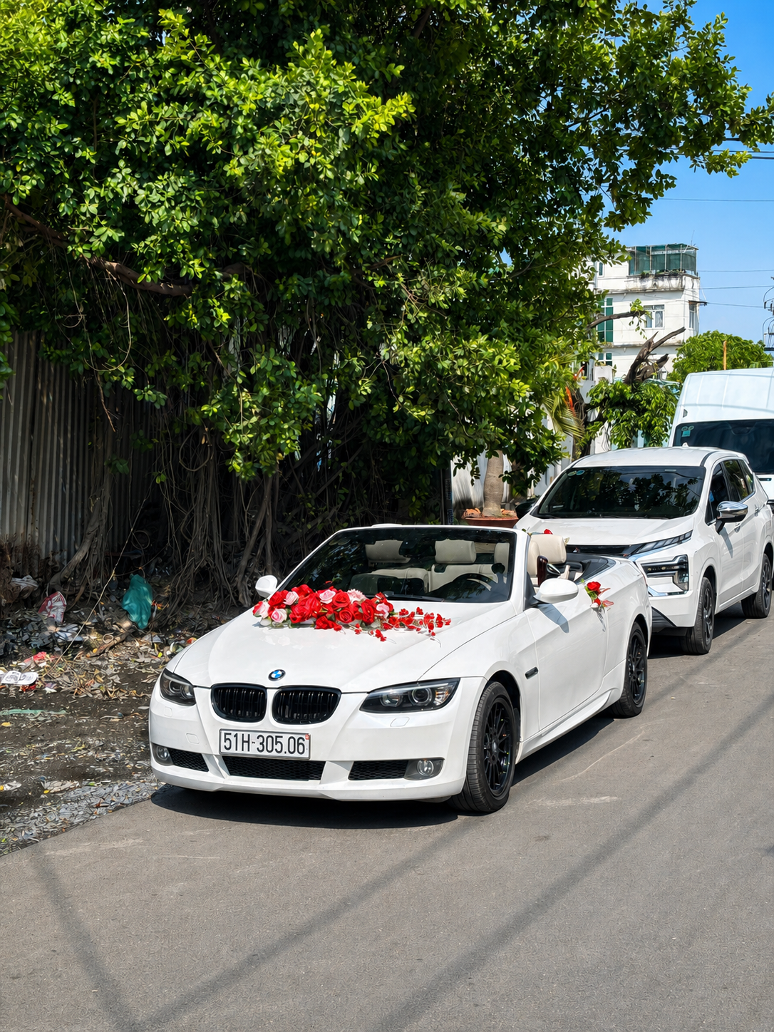 Xe hoa BMW mui trần