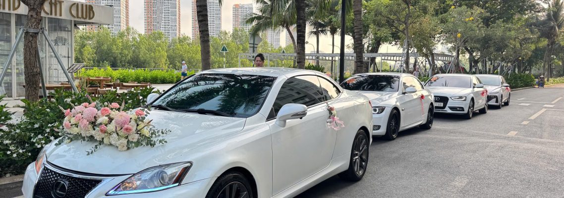Thuê Xe Hoa Mui Trần Tại Hồ Chí Minh