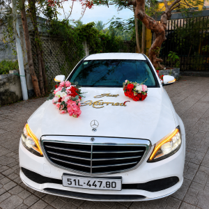 Xe hoa mercedes C200